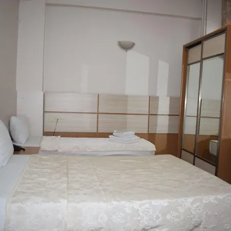 Royal Besiktas Hotel 3*