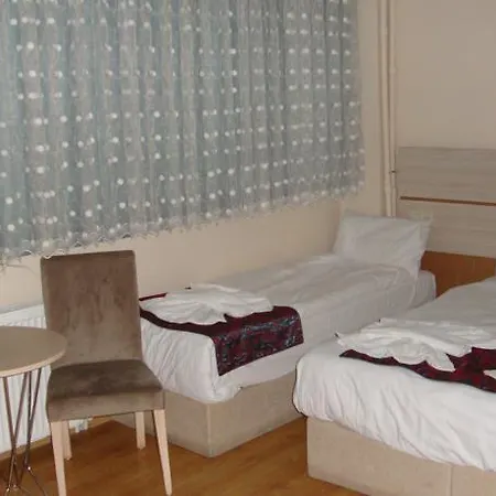 Royal Besiktas ホテル 3*