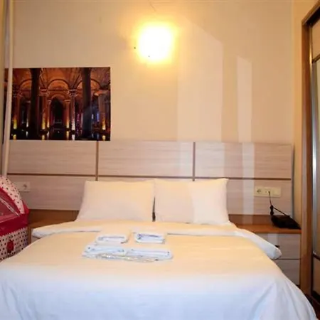 Otel Royal Besiktas 2*